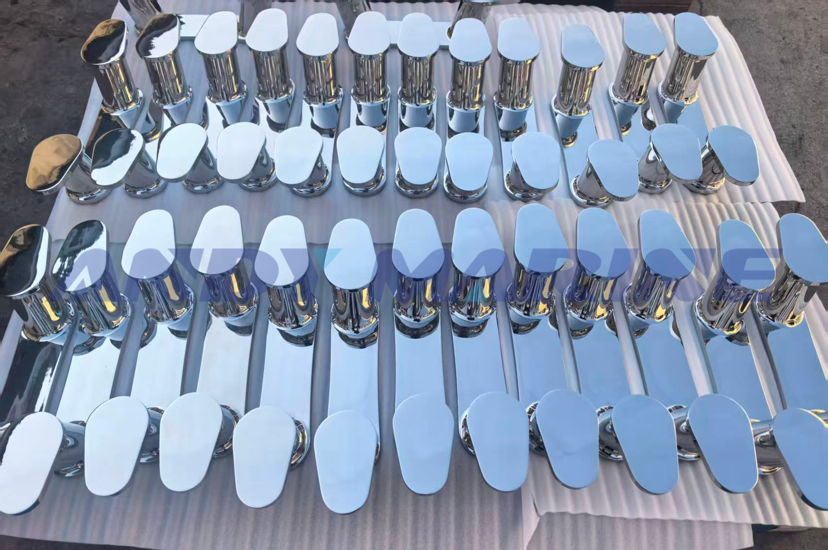 Andy Marine fornece com sucesso poste de amarração de aço inoxidável 316 de alto desempenho